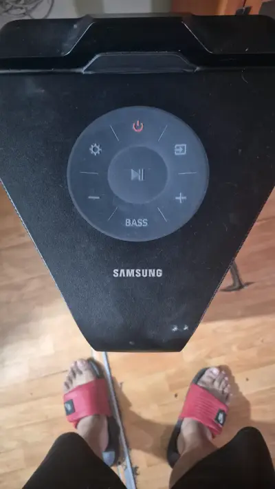 Parlante Samsung MX-T70 con Bass Boost - miniatura 1