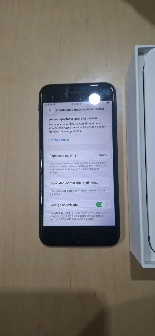 iPhone SE 2da Gen 64GB, 100% Bateria - 5