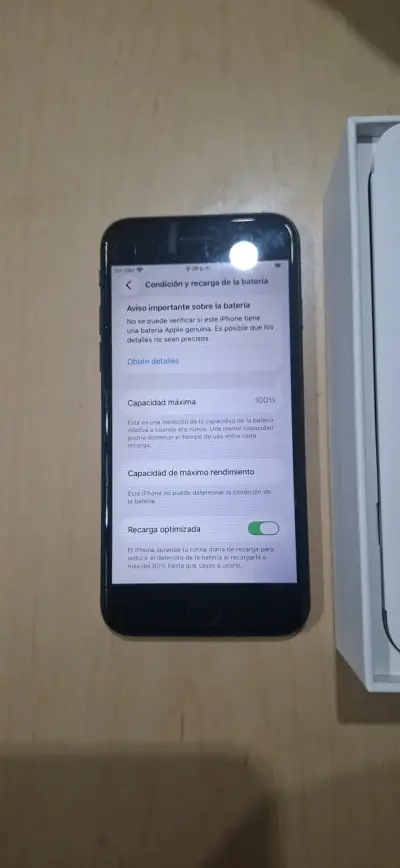iPhone SE 2da Gen 64GB, 100% Bateria - miniatura 5