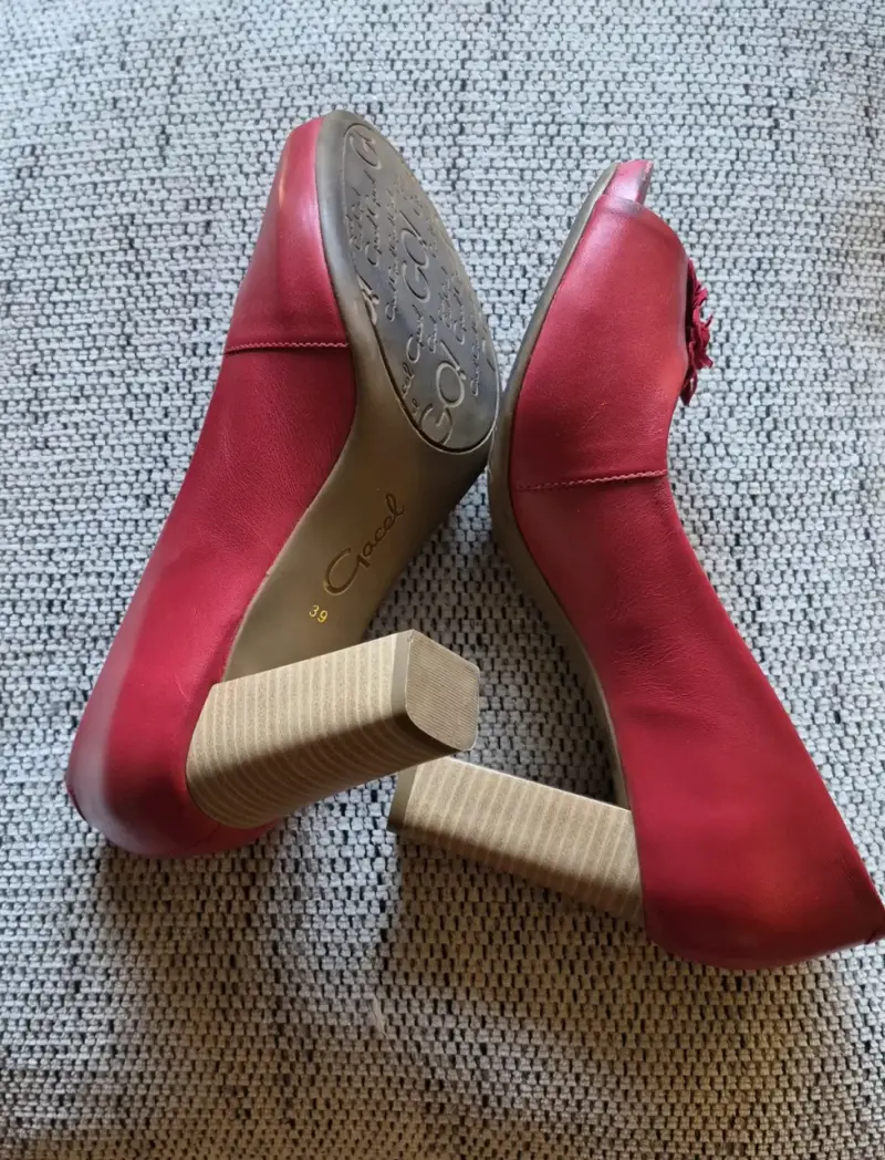 Zapatos de Tacón Rojo con Flor Gacel go 39 - 3
