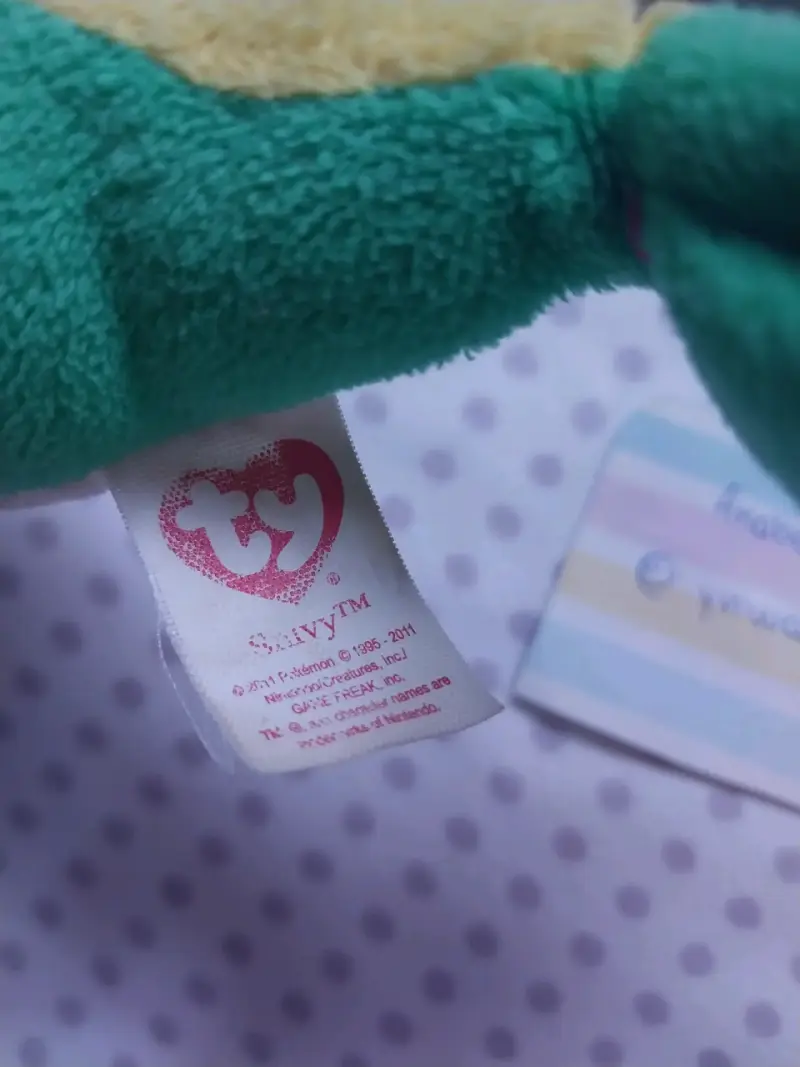 Peluche Pokémon Snivy de colección - 2