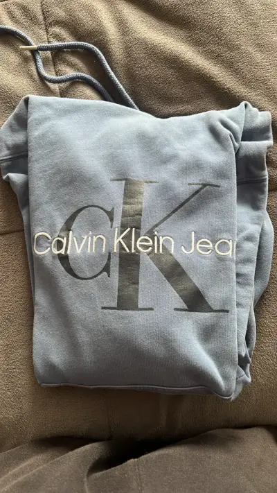 Polerón con capucha Calvin Klein Jeans azul - miniatura 2