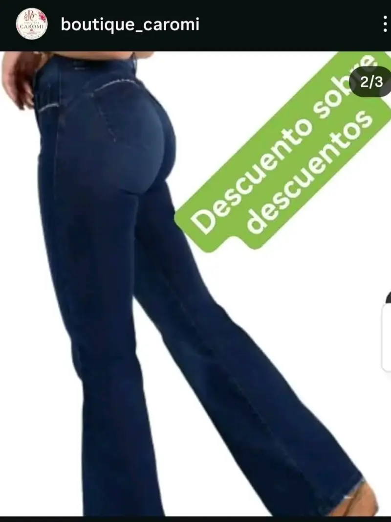 Jeans acampanados azul oscuro para mujer - 1