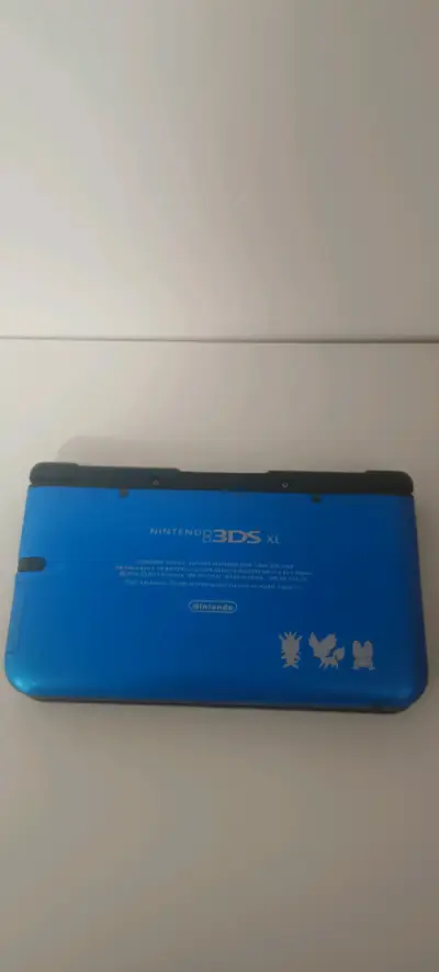 Consola Nintendo 3DS XL Edición Pokémon Azul 128gb - miniatura 2