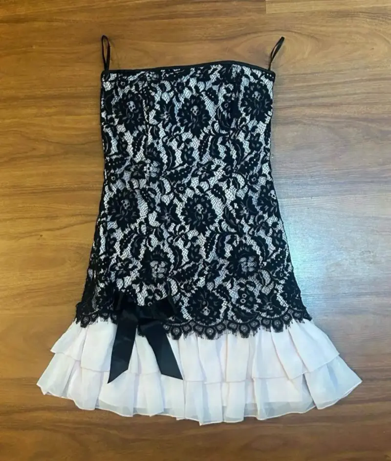 Vestido de encaje negro y blanco Jessica McClintoc - 1