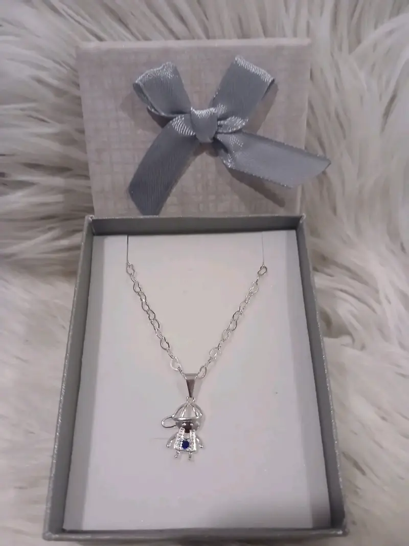 Collar de plata con dije de niña y niño - 2