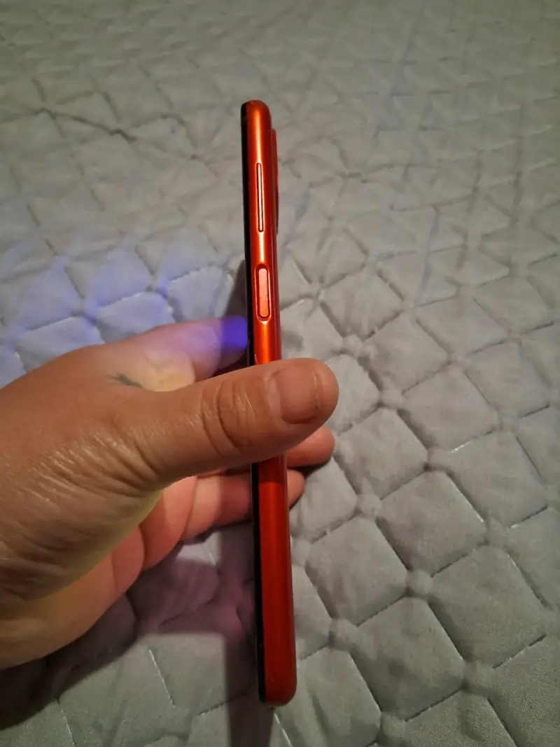 Smartphone Samsung Galaxy A12 rojo en buen estado - 5