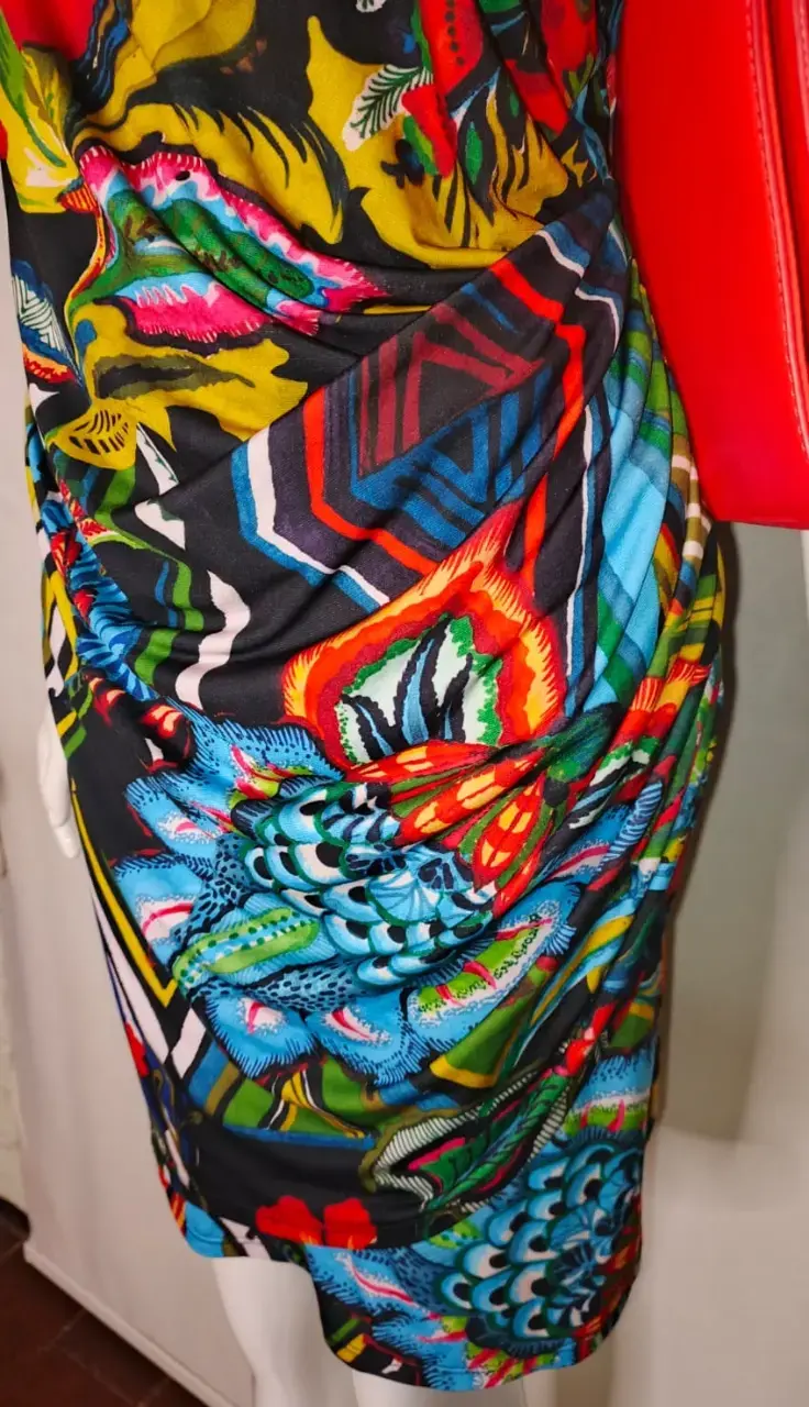 Línea Fiesta - Vestido Desigual Drapeado XL. - 3