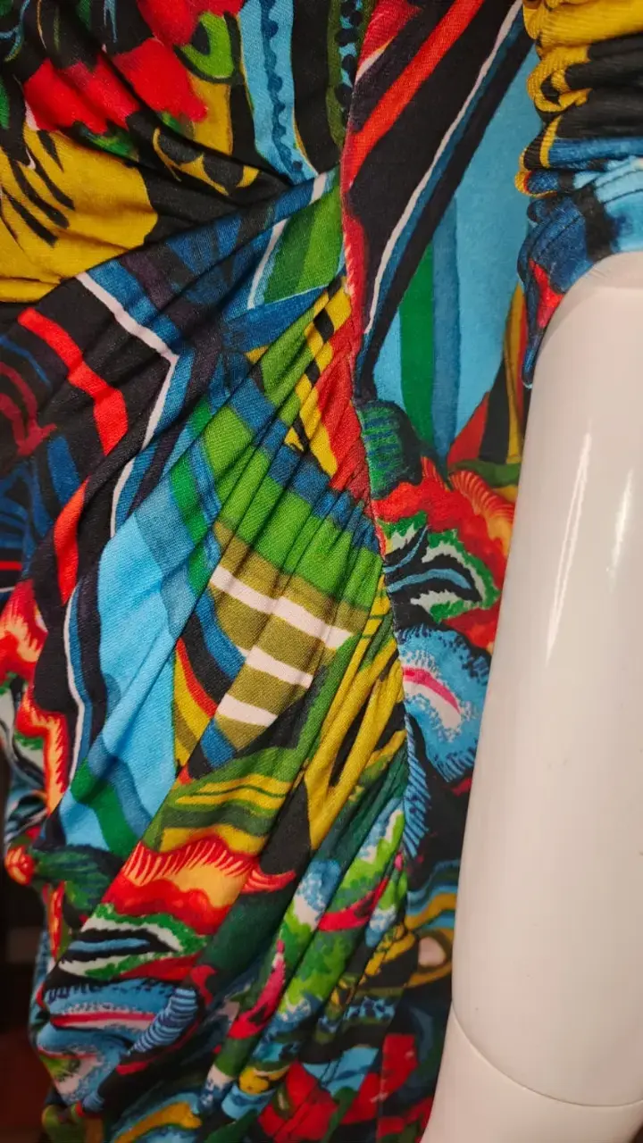 Línea Fiesta - Vestido Desigual Drapeado XL. - 4