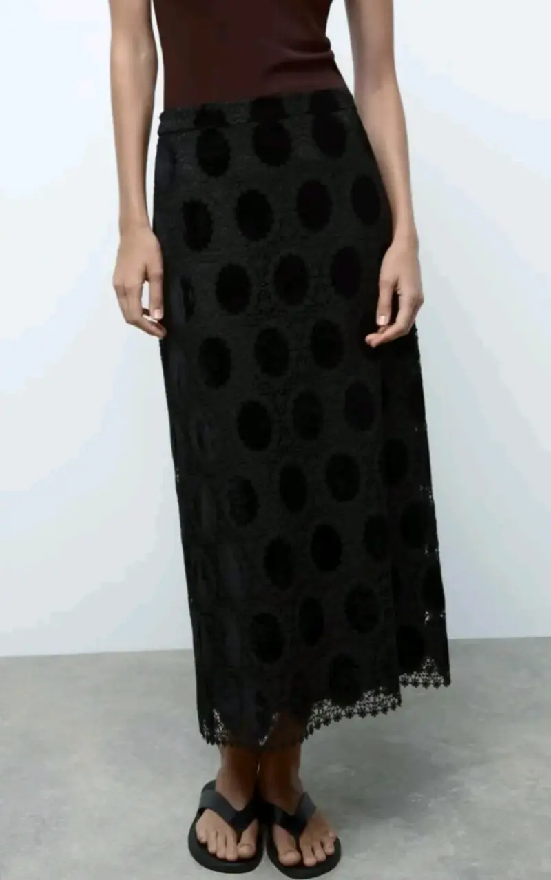 Falda midi negra con encaje ZARA xs - 1