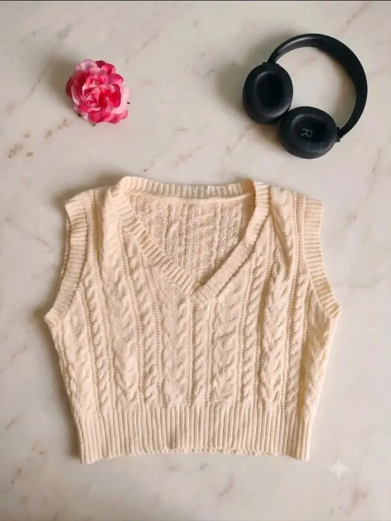 Chaleco sin mangas tejido beige para mujer
