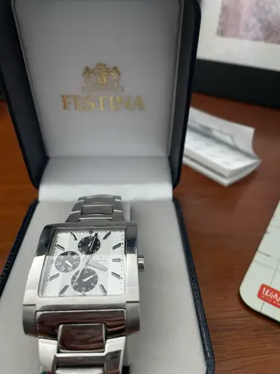 Reloj Festina cronógrafo de acero inoxidable - miniatura 2