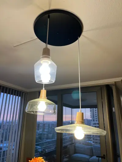 Lámpara colgante de techo con diseño moderno - miniatura 1