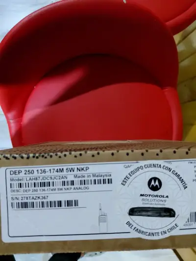 Radio Motorola DEP 250 5W NKP - miniatura 2