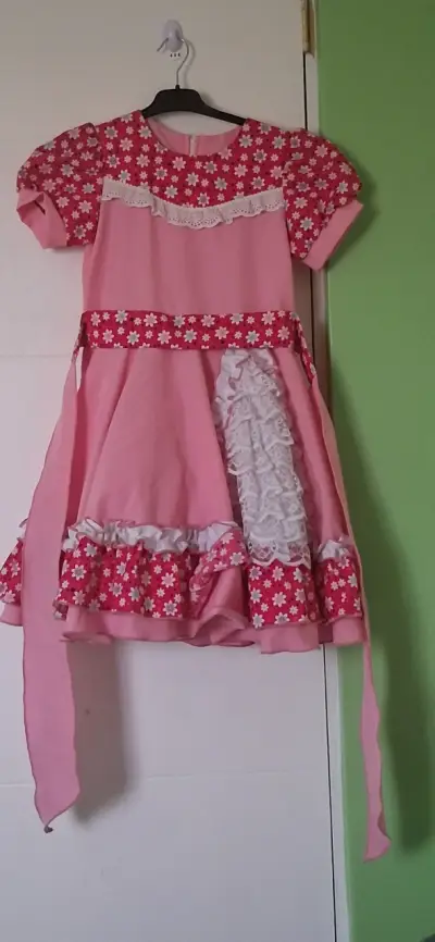 Vestido de cueca rosa co  flores - miniatura 1