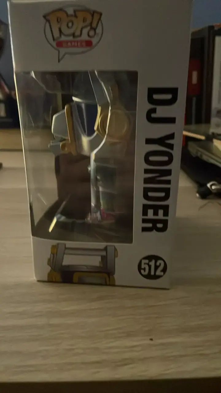 Figura Funko Pop DJ Yonder Fortnite - 2