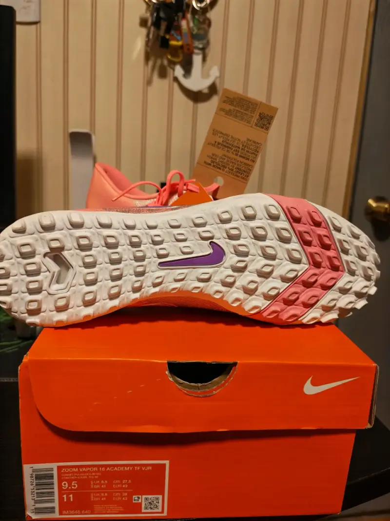 Zapatillas Nike Zoom Vapor 16 Academy TF Rosadas - 2