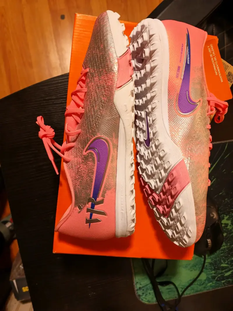 Zapatillas Nike Zoom Vapor 16 Academy TF Rosadas - 6