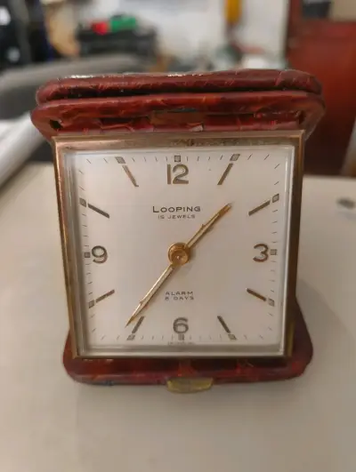 Reloj despertador Looping vintage con estuche - miniatura 1