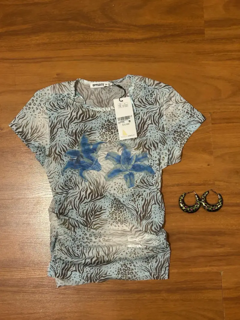 Polera estampada animal print Opposite + aros - 6