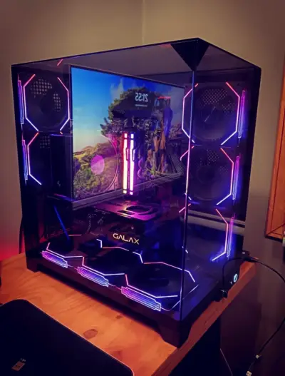 PC Gamer con Monitor de regalo - miniatura 1