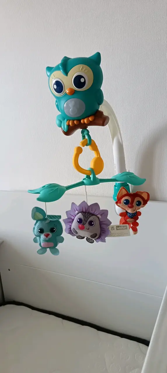 Móvil musical para cuna con figuras de animales - 2