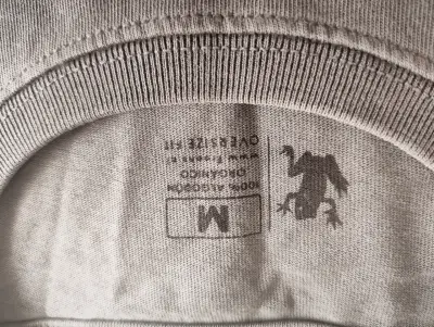 Polera gris de algodón talla M - miniatura 1