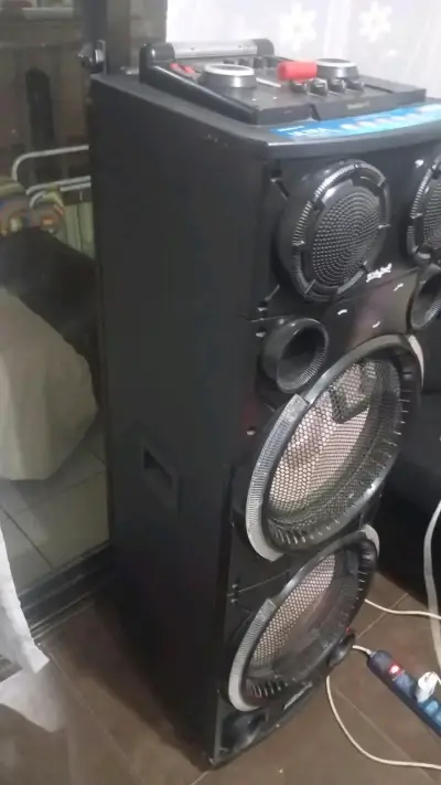 Parlante Master-G Ultra Force 1 con Potente Sonido - miniatura 3