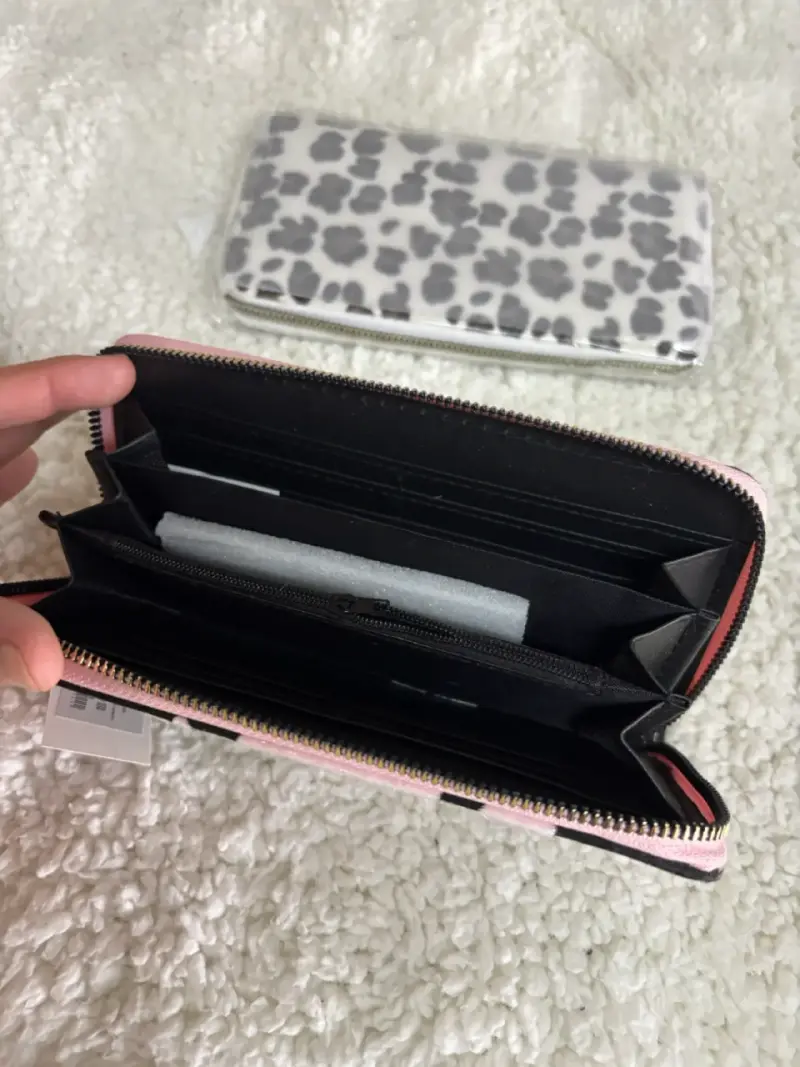 Billetera estampado vaca con cierre - 2