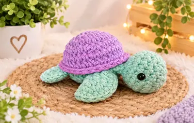 Tortuga de crochet verde y naranja para decoración - miniatura 3