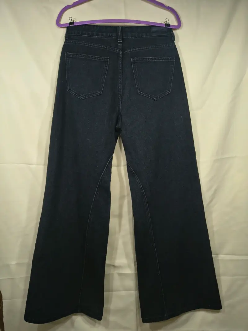 Jeans acampanados negros con diseño desgastado Sybilla Naomi - 2