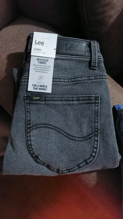 Jeans Lee Skinny Scarlett High reciclados - miniatura 1