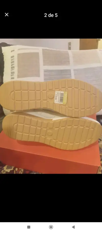 Zapatillas blancas de mujer con plataforma - miniatura 1