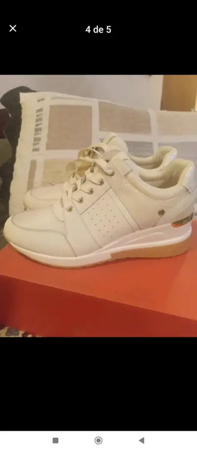 Zapatillas blancas de mujer con plataforma - miniatura 3