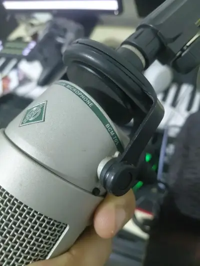 Micrófono Neumann BCM 705 para estudio - miniatura 4