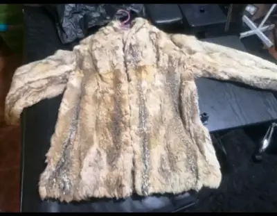 Chaqueta de piel de zorro vintage - miniatura 1