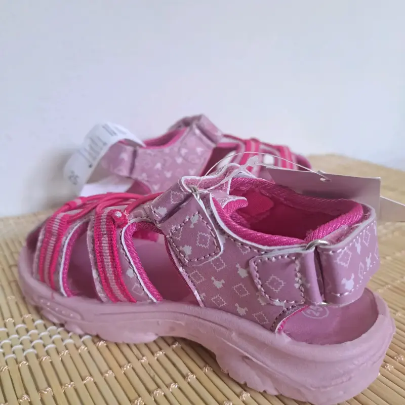 Sandalias rosadas para niña con diseño Minnie - 5