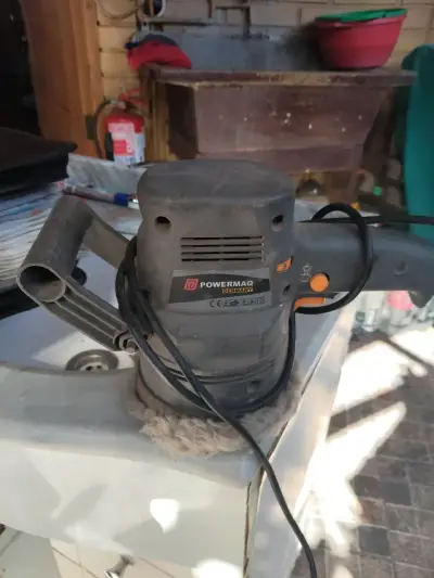 Pulidora eléctrica Powermag con mango ergonómico - miniatura 3