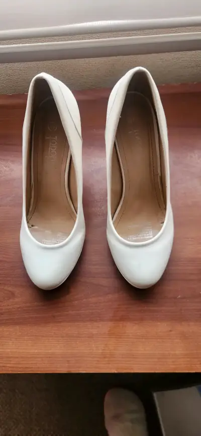 Zapatos de tacón blanco - miniatura 1
