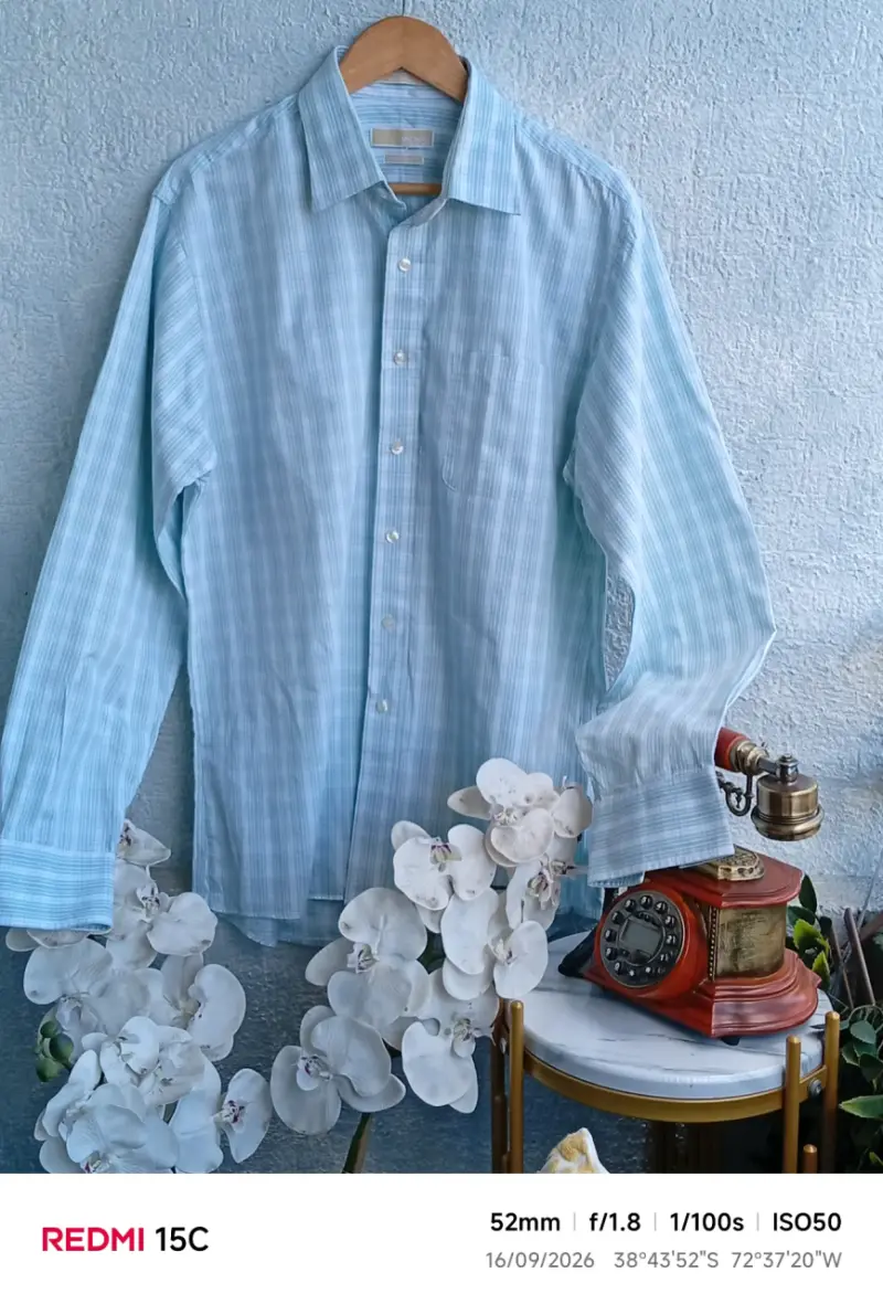 Camisa de vestir azul claro para hombre - 2