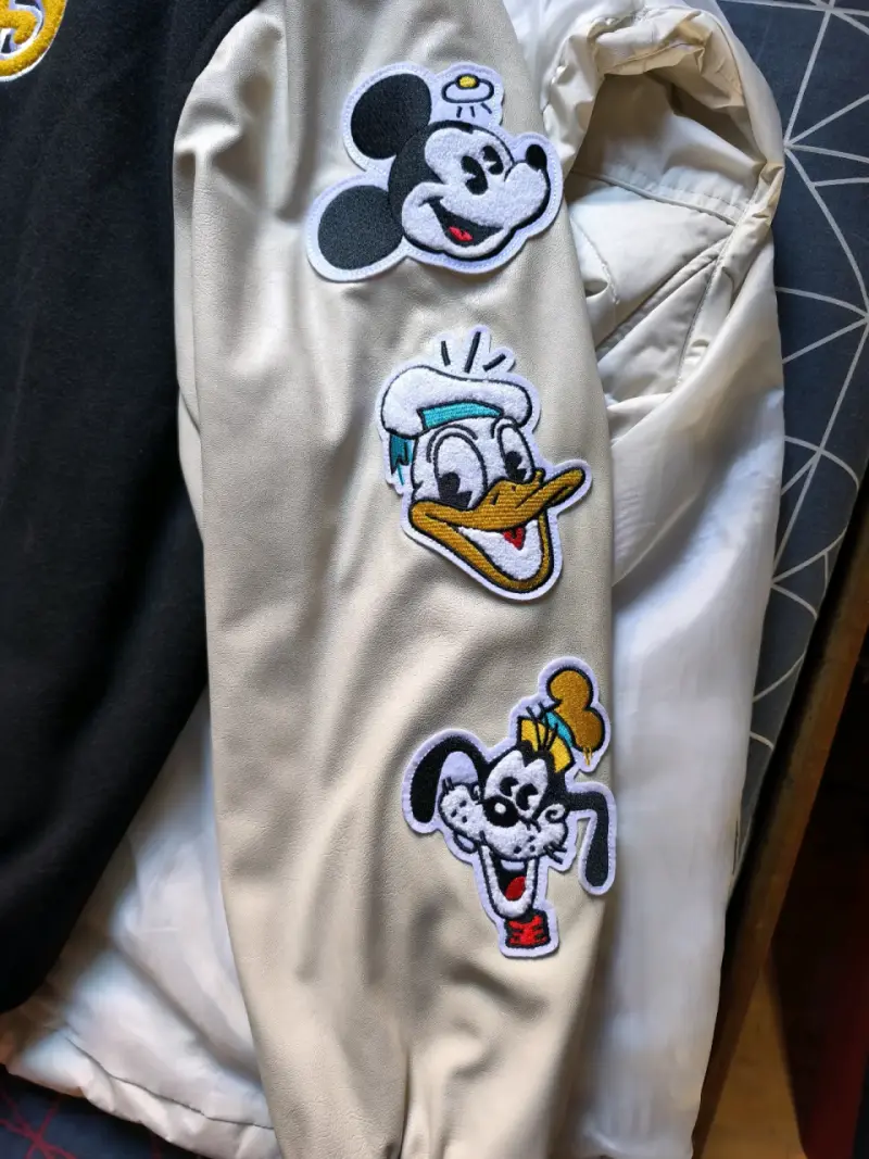 Chaqueta Varsity Disney 100 Años - 4