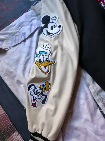 Chaqueta Varsity Disney 100 Años - miniatura 5