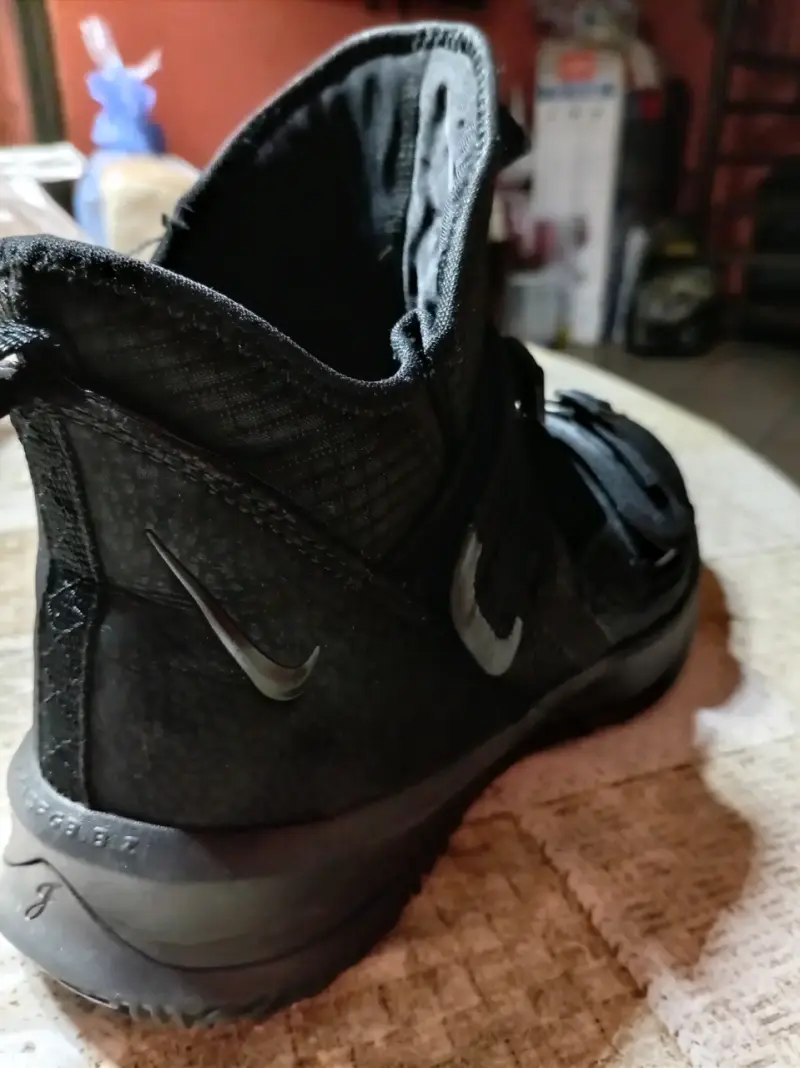 Zapatillas deportivas negras Nike de hombre - 1