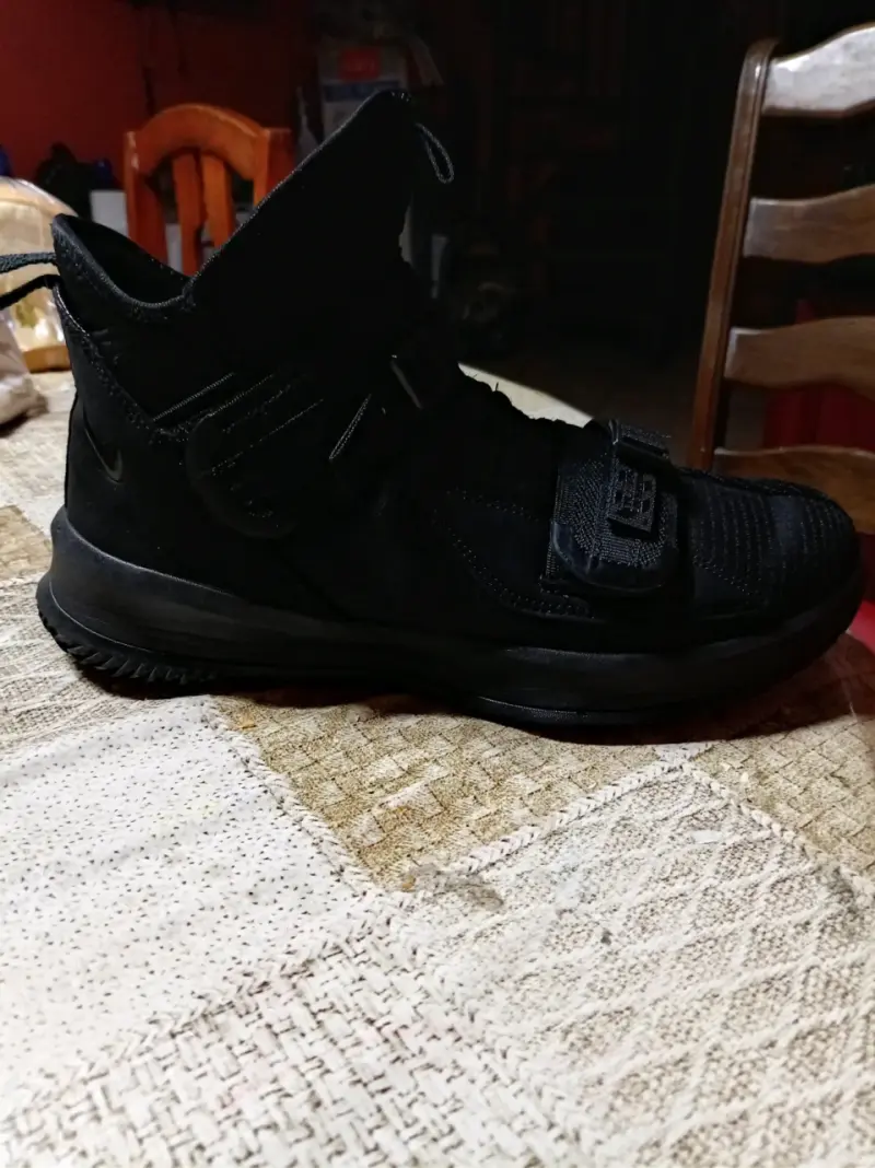 Zapatillas deportivas negras Nike de hombre - 2