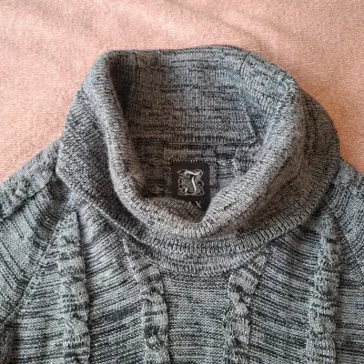 Vestido de punto gris con cuello alto M - miniatura 3