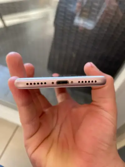 iPhone 7 bloqueado para repuesto - miniatura 5