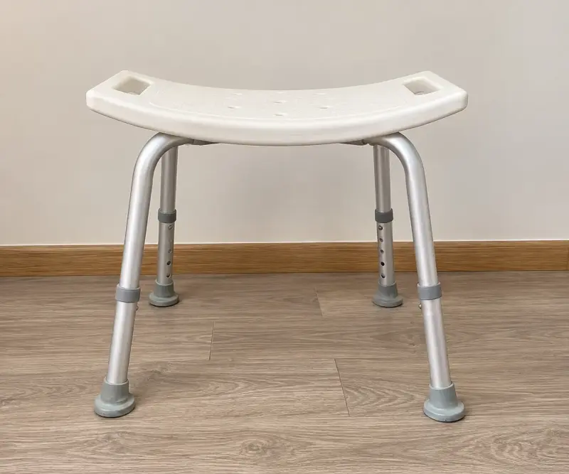Banqueta de ducha ajustable para baño - 1