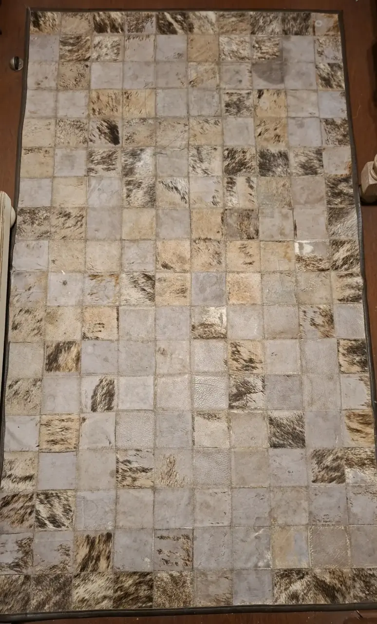 Alfombra de cuero patchwork beige y marrón - 2