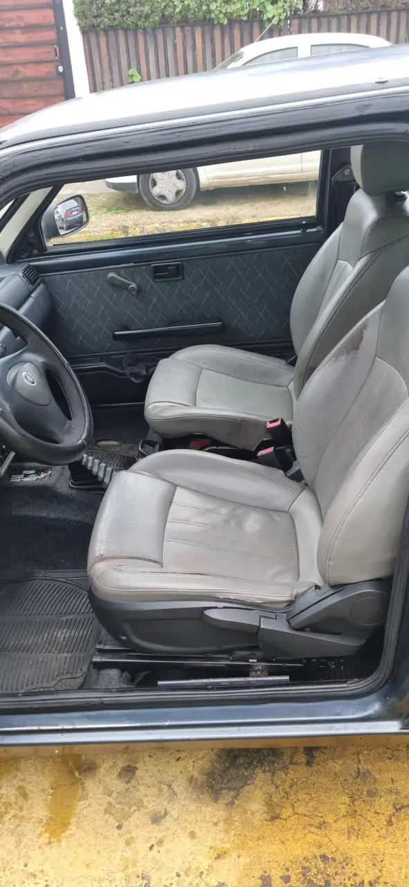 Auto Fiat Uno Fire en buen estado - 6