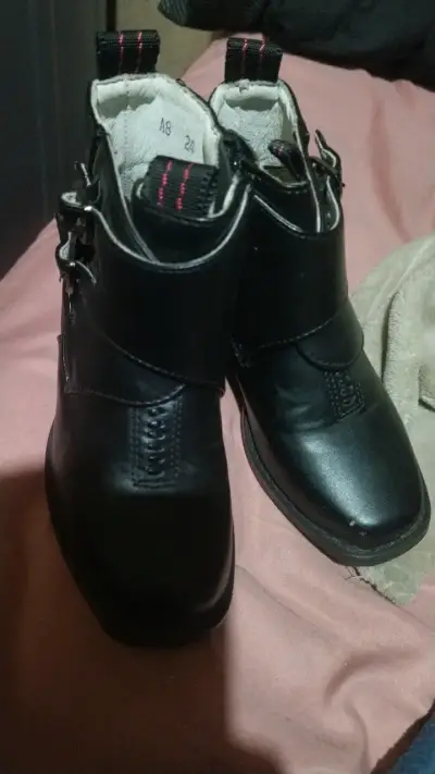 Botines negros de cuero para niños talla 24 - miniatura 1